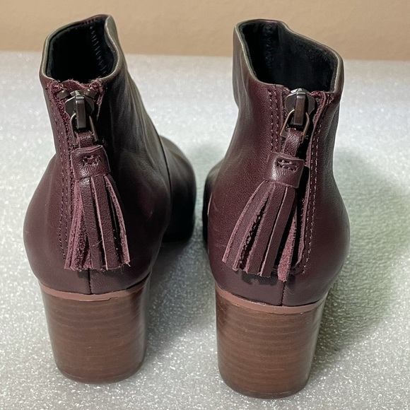 TOMS Womens Leila Oxblood Red leather boot bootie Carpe Diem 7.5 Tassel - Picture 3 of 12